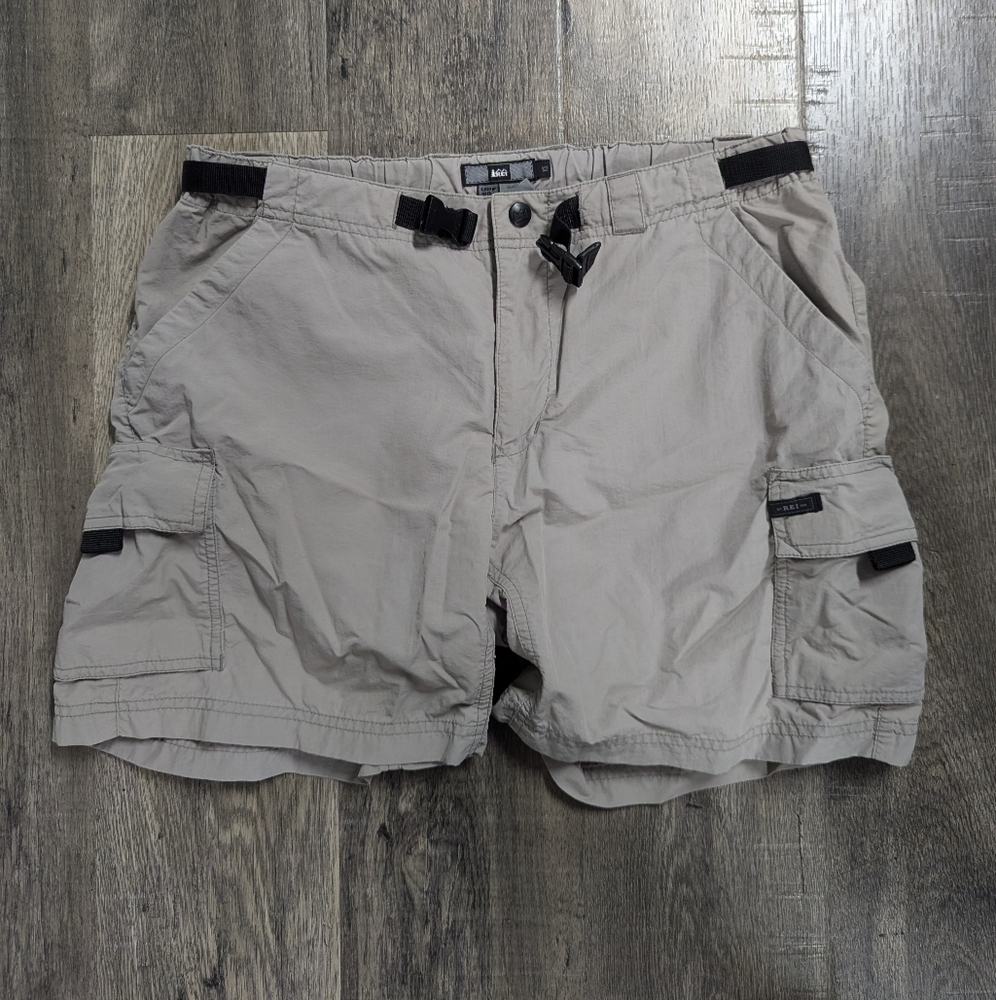 REI women's outdoor shorts size 12